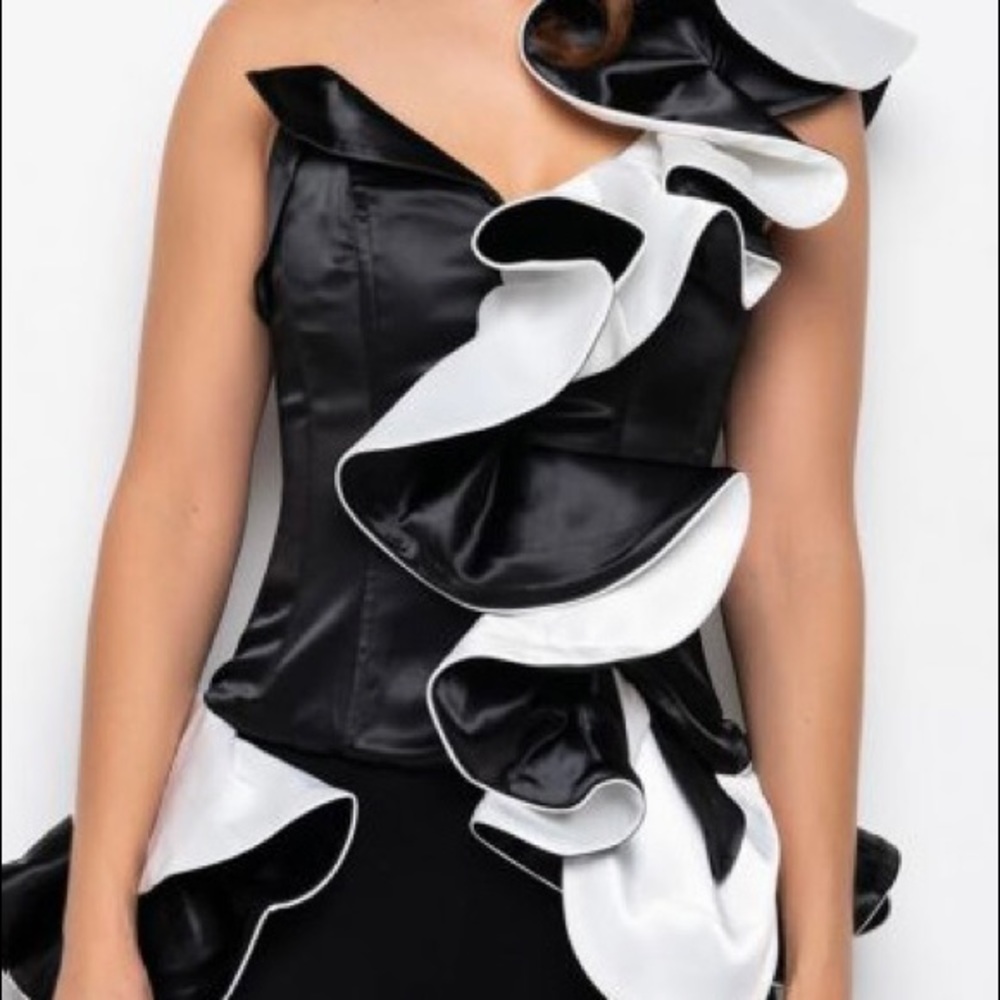 FANCY RUFFLE BLOUSE